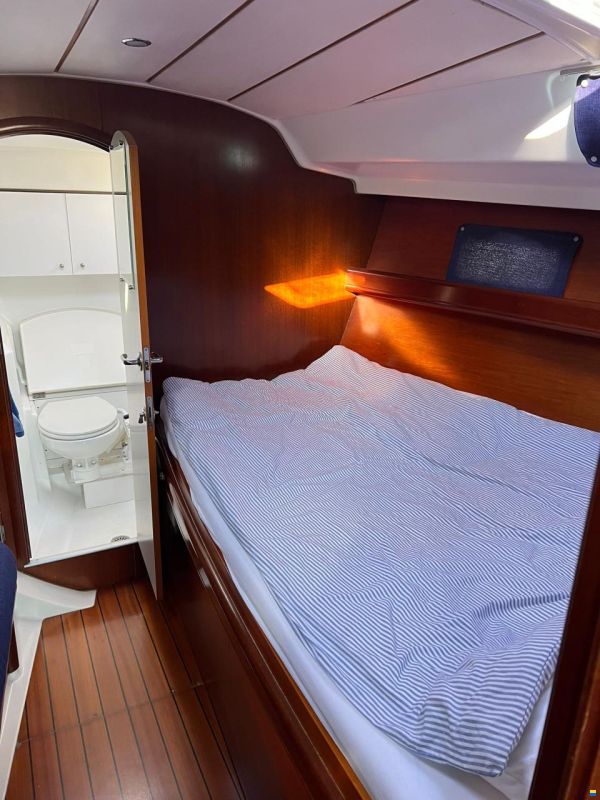 Beneteau Oceanis Clipper 411