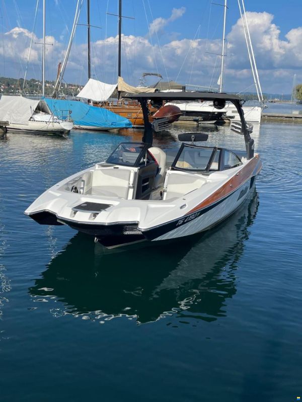 Malibu 22 MXZ