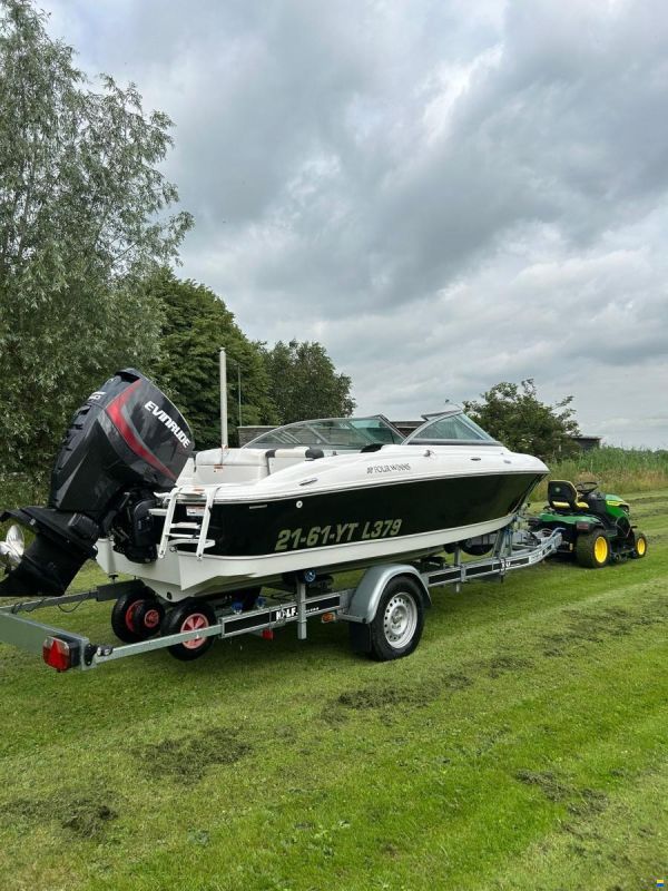 Four Winns H180 outboard
