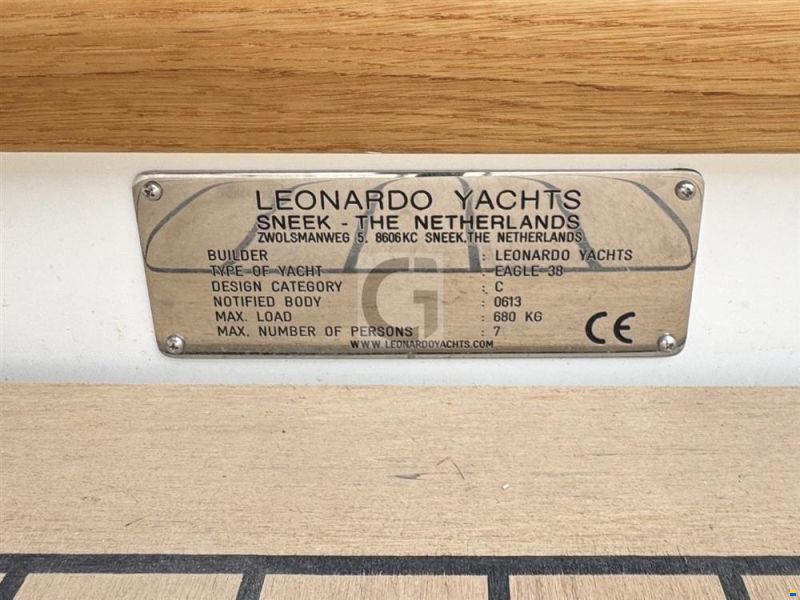 Leonardo Yachts Eagle 38