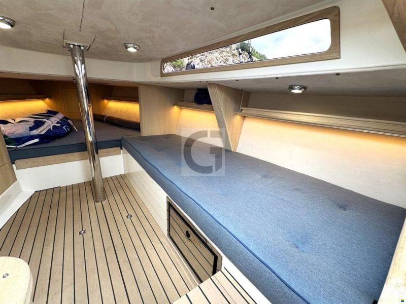Leonardo Yachts Eagle 38