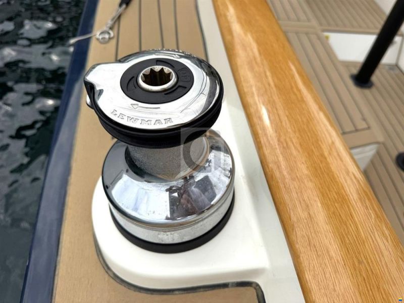 Leonardo Yachts Eagle 38