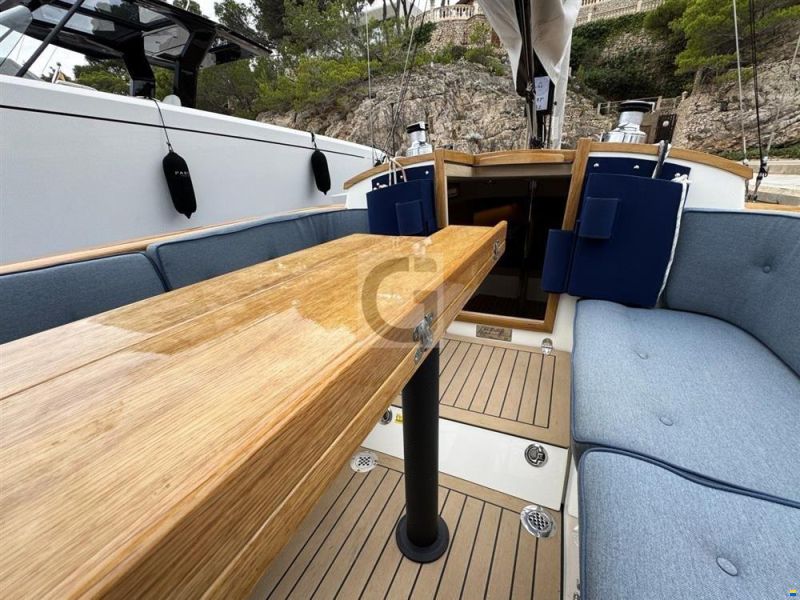 Leonardo Yachts Eagle 38