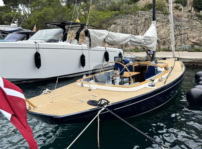 Leonardo Yachts Eagle 38