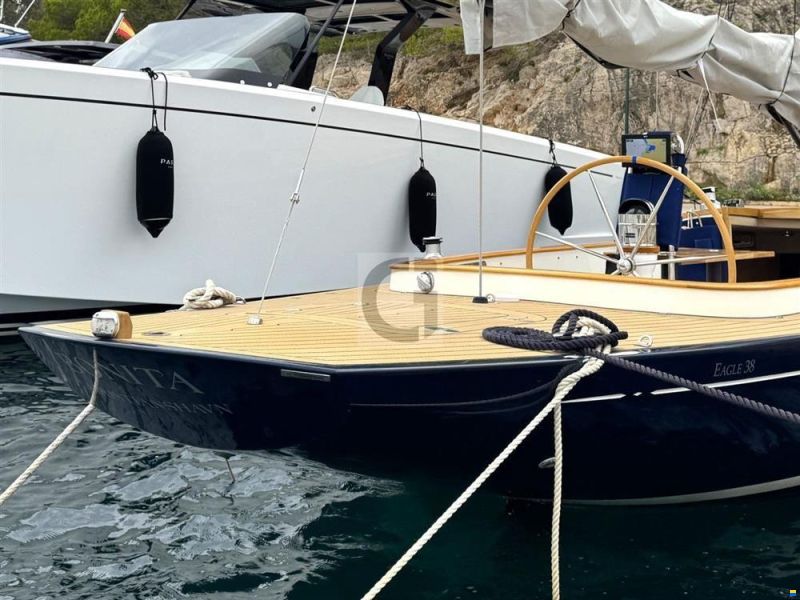 Leonardo Yachts Eagle 38