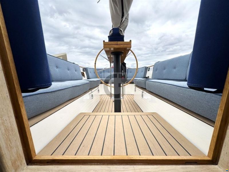 Leonardo Yachts Eagle 38