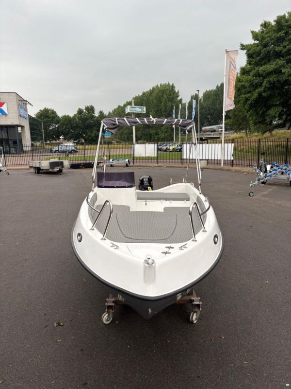 Booi boat 470