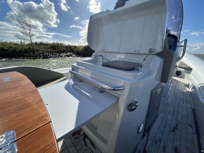SACS Strider 900