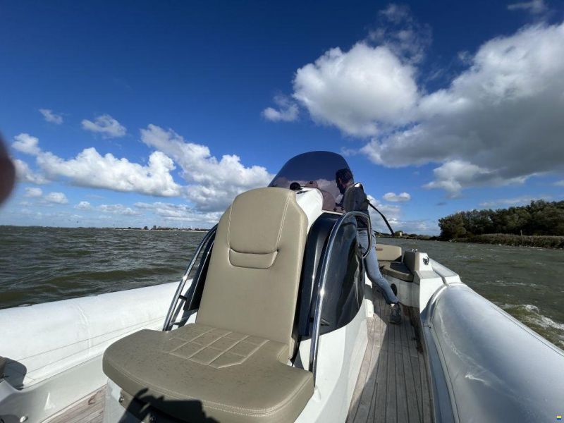 SACS Strider 900