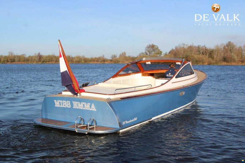 Long Island 33 Runabout