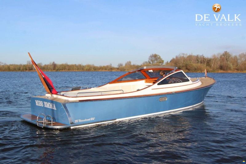 Long Island 33 Runabout