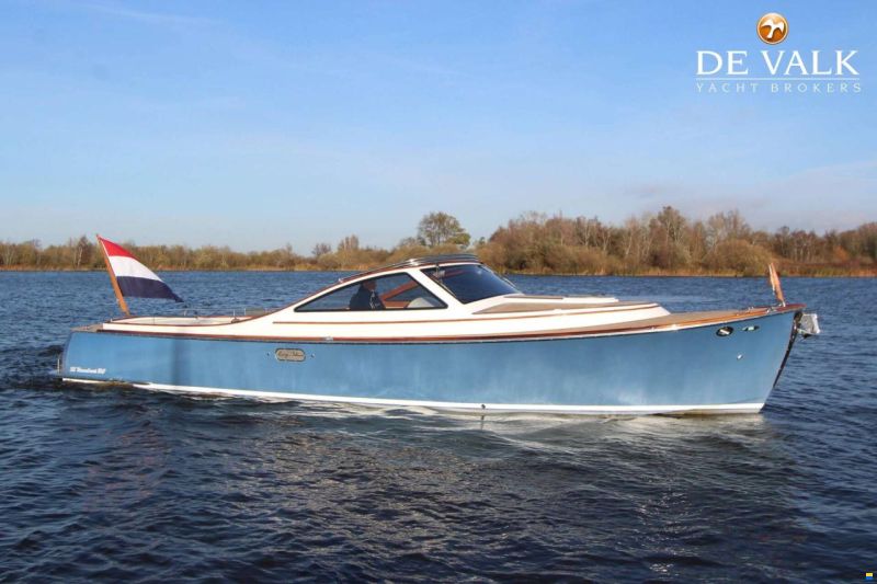 Long Island 33 Runabout