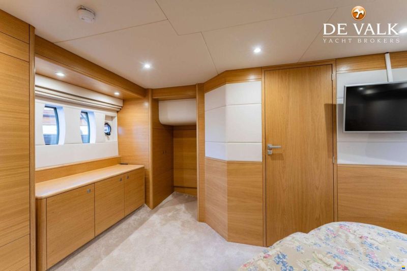 Steeler Yachts Explorer 50 Pilothouse