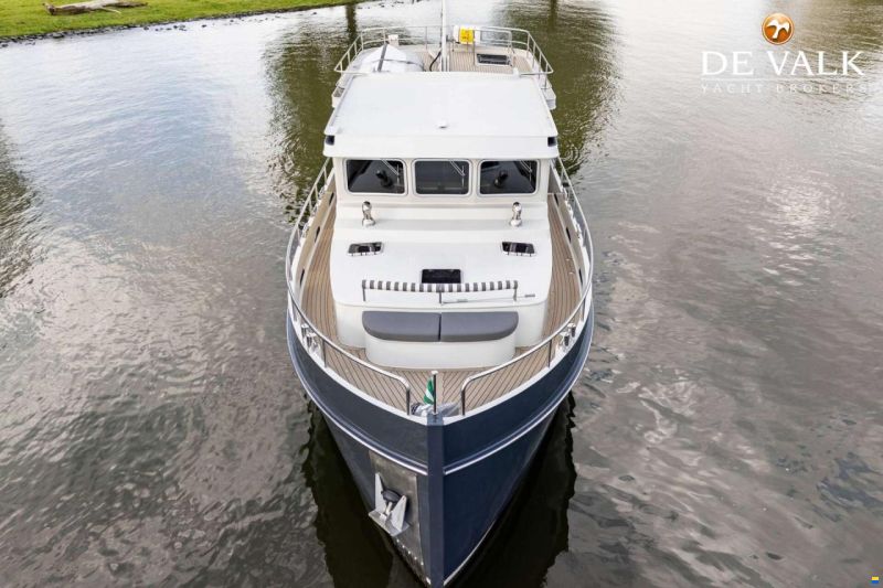 Steeler Yachts Explorer 50 Pilothouse