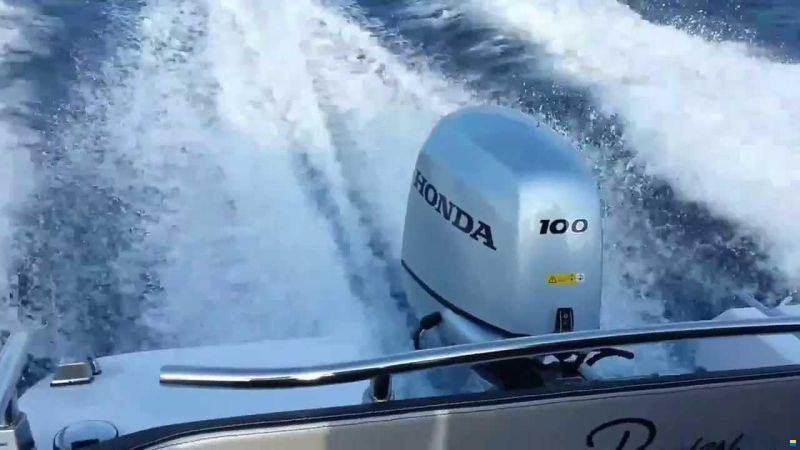 HONDA BF 100 NUOVO DI ESPOSIZIONE