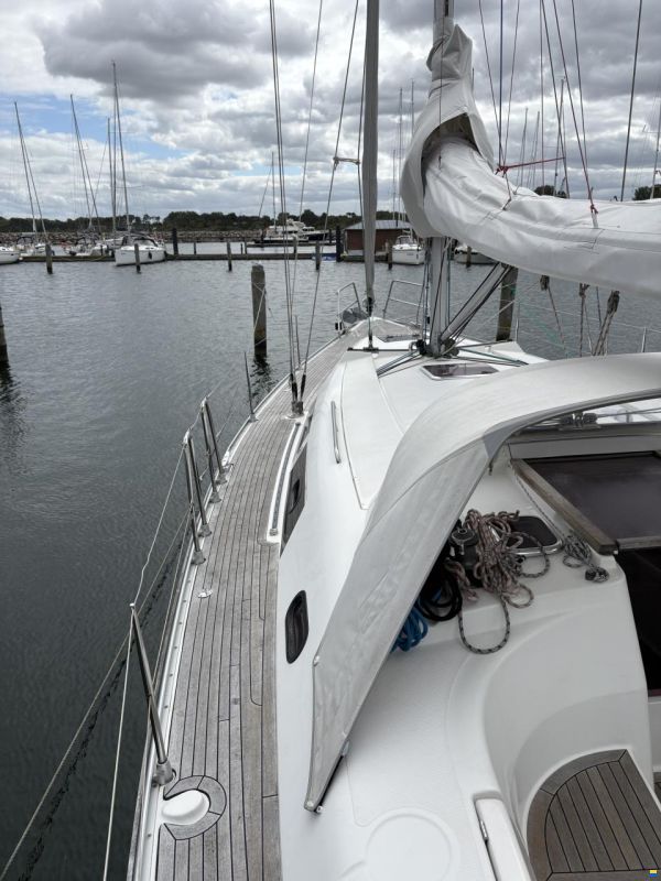 Hanse 400