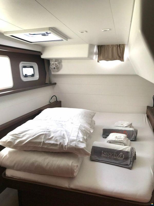 Lagoon 450 F
