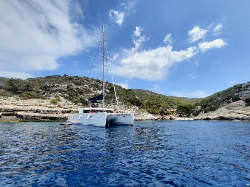 Lagoon 450 F