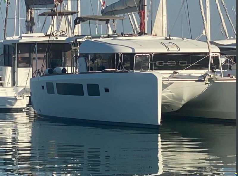 Lagoon 39
