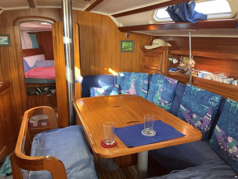 Dufour 38 Classic