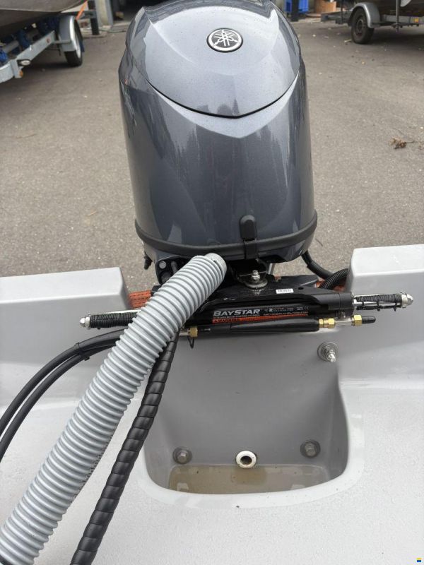 Hydrosport Performance RIBs COACH RIB 585 VFI MET MOTOR