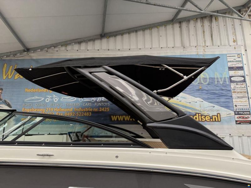 Sea Ray SDX 250 Outboard