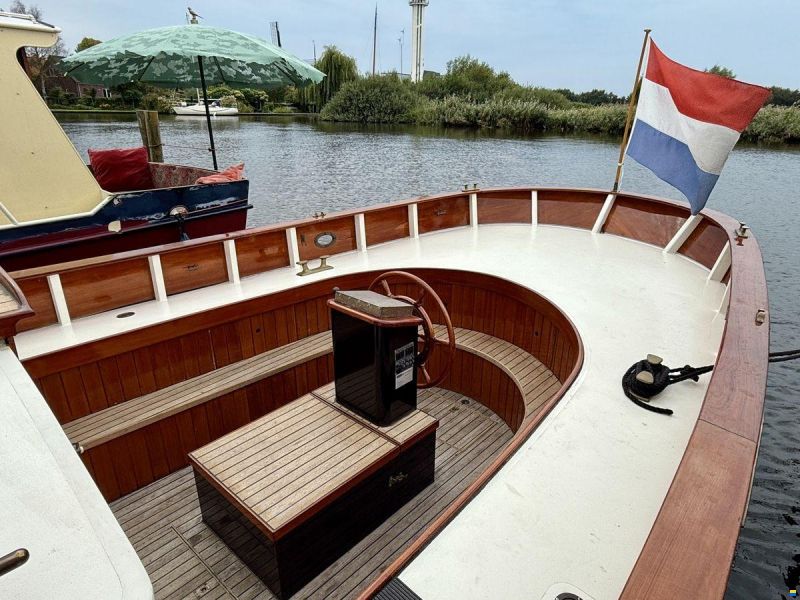 Qullet 900 Kajuitsloep