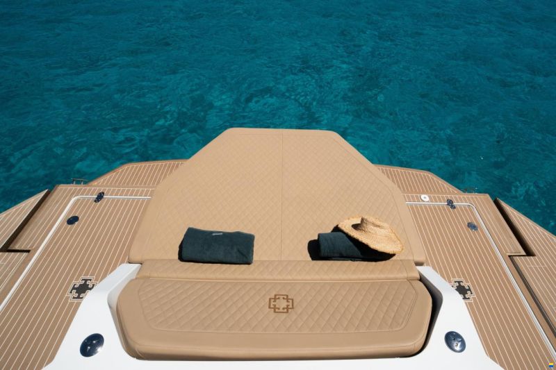 Catamaran Money Penny Seavy 11