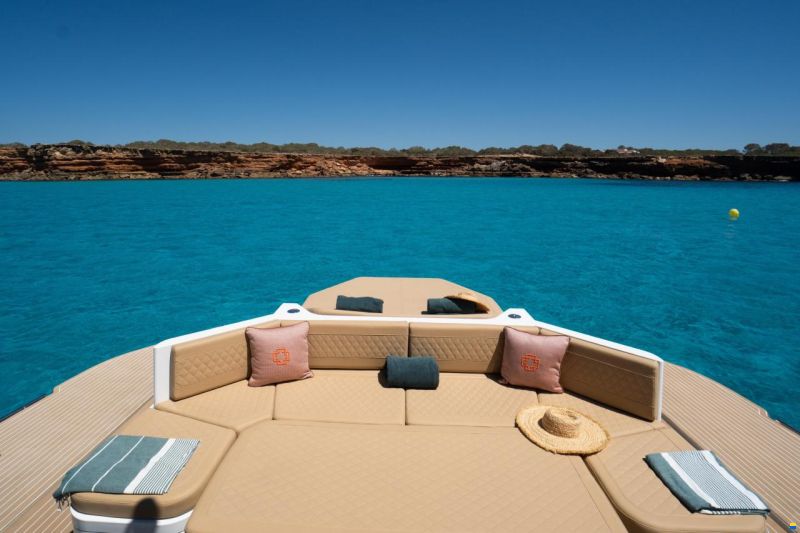 Catamaran Money Penny Seavy 11