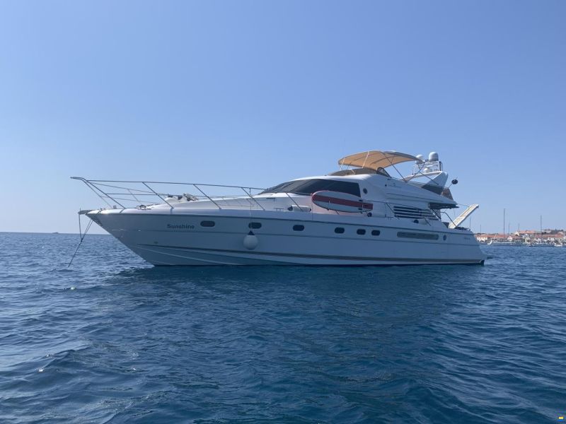 Fairline Squadron 62