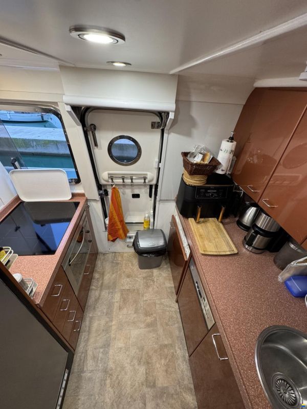 Fairline Squadron 62