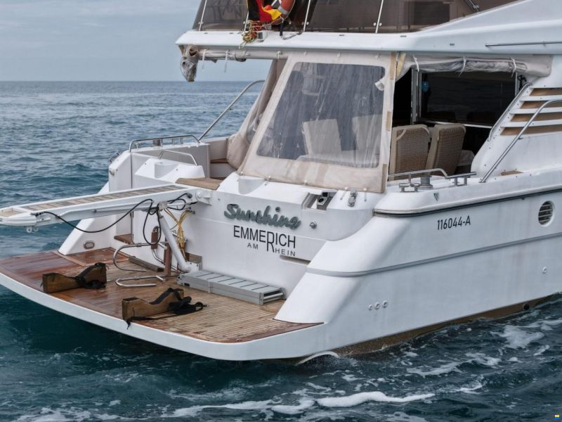 Fairline Squadron 62
