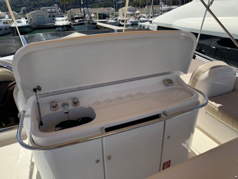Fairline Squadron 62
