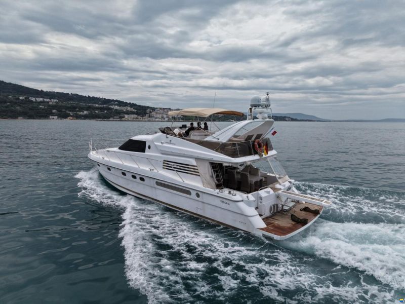 Fairline Squadron 62
