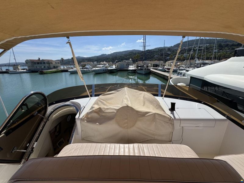 Fairline Squadron 62