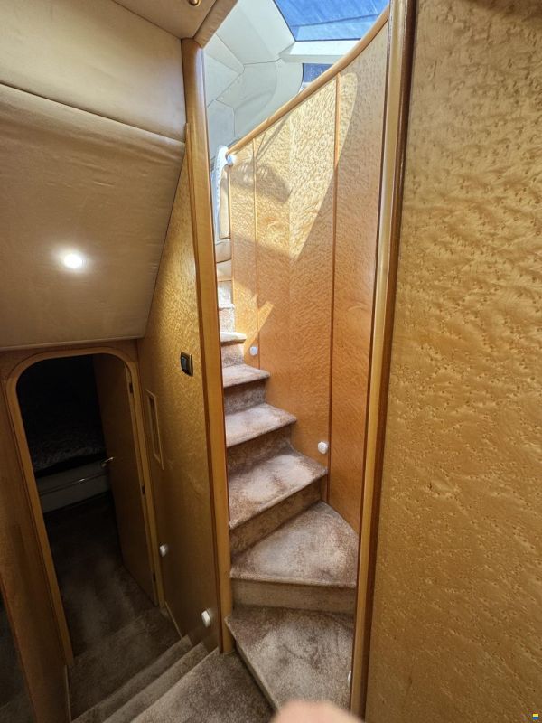 Fairline Squadron 62