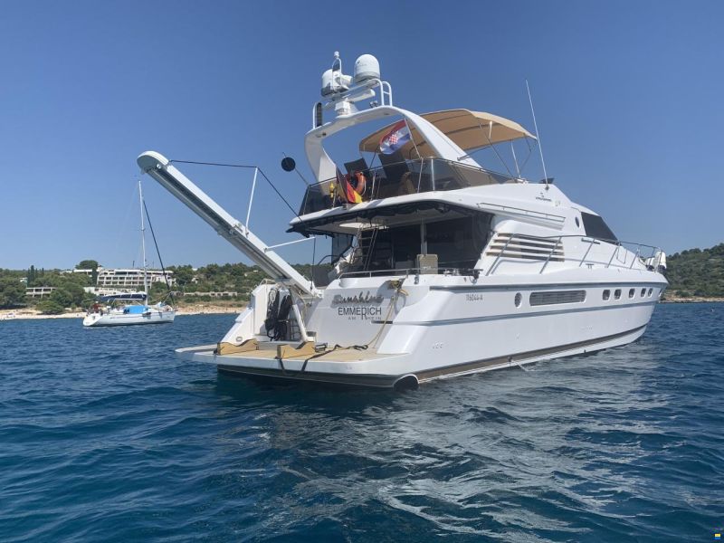 Fairline Squadron 62