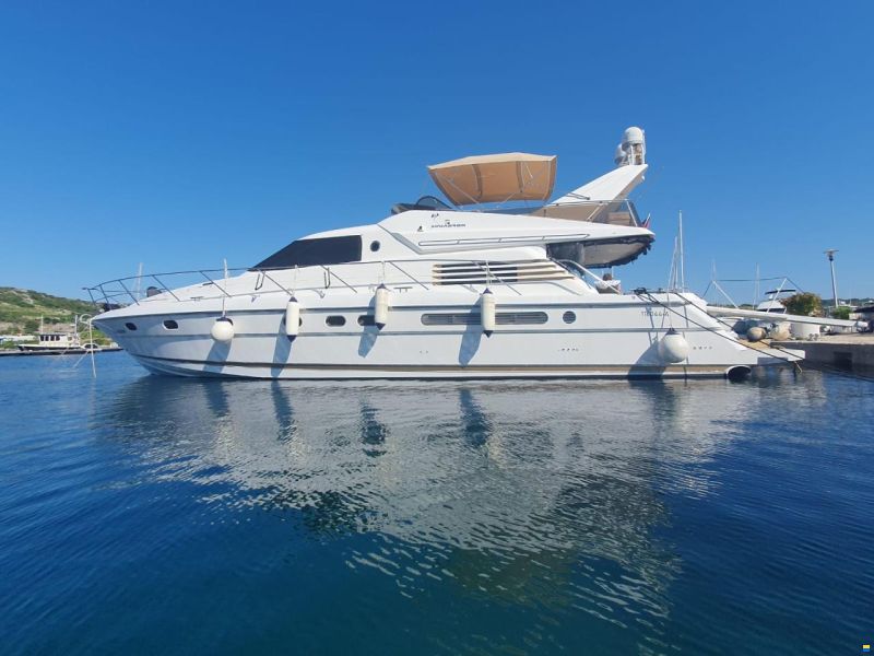 Fairline Squadron 62