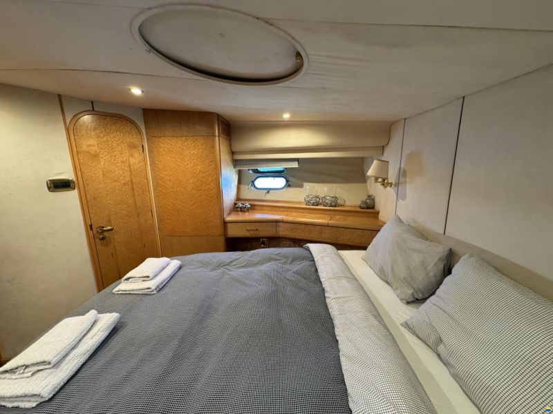 Fairline Squadron 62