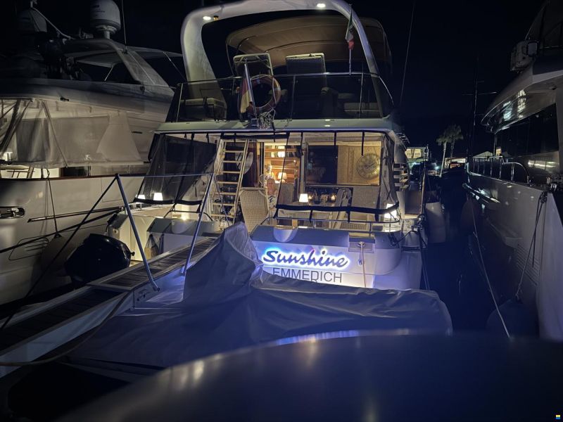 Fairline Squadron 62