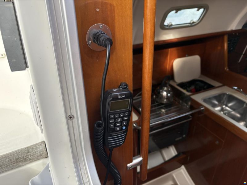 Beneteau Oceanis 321 Jubilee