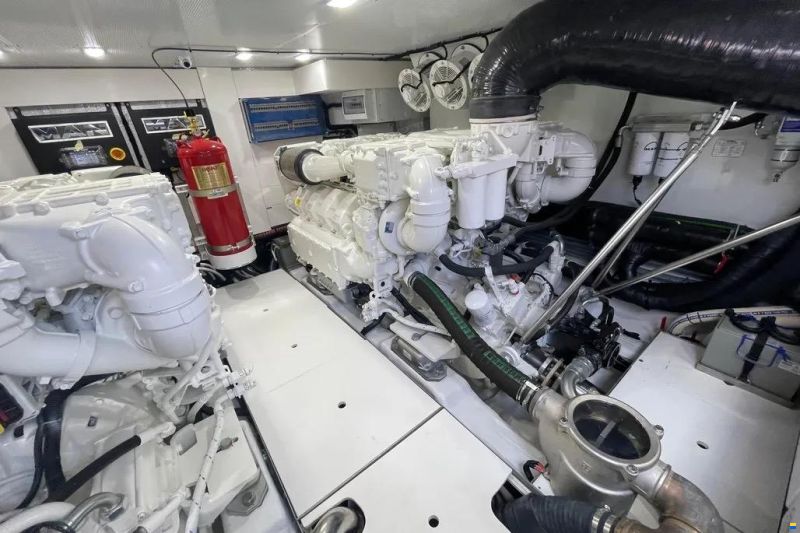 Galeon 700 Sky