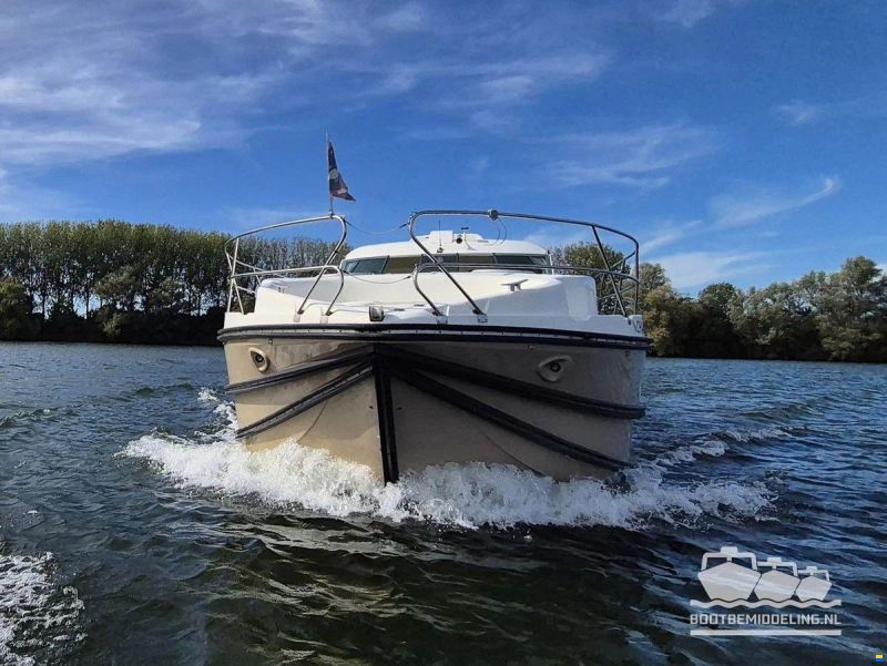 Nicols Yacht Sixto Prestige