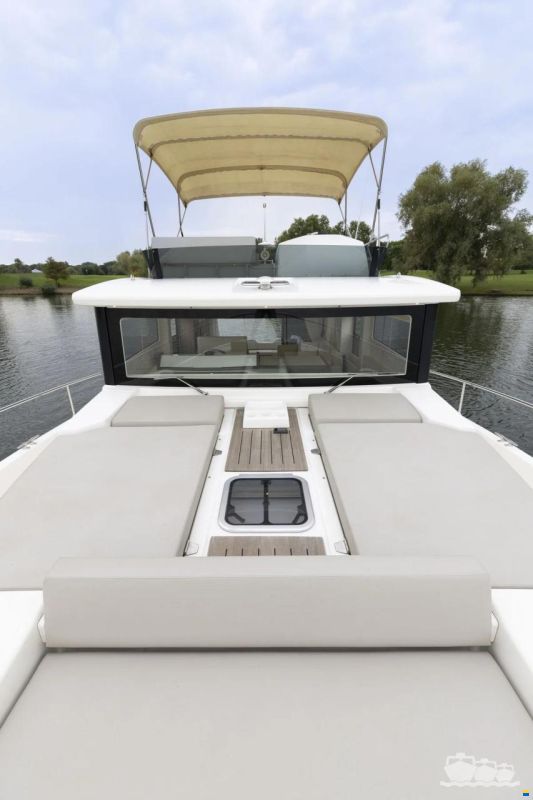 Cranchi Eco Trawler 43 Long Distance