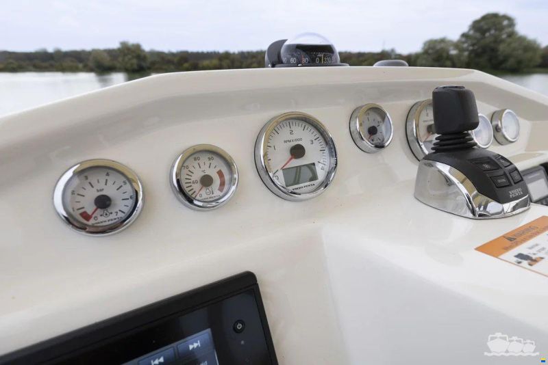 Cranchi Eco Trawler 43 Long Distance