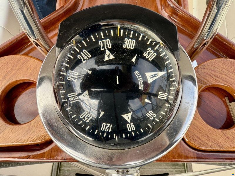 Freedom 44