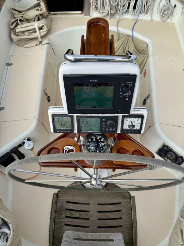 Freedom 44
