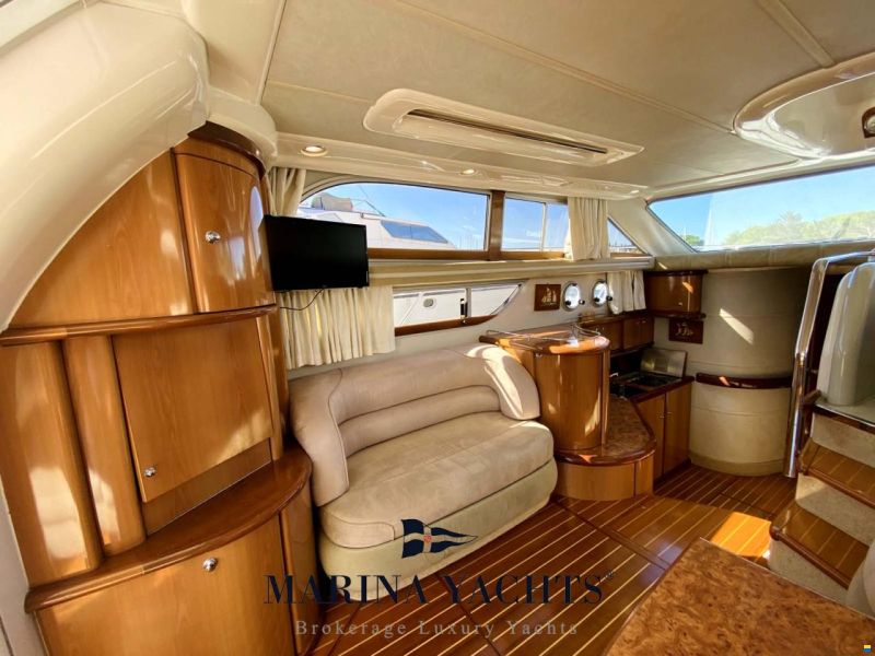 Sealine F44