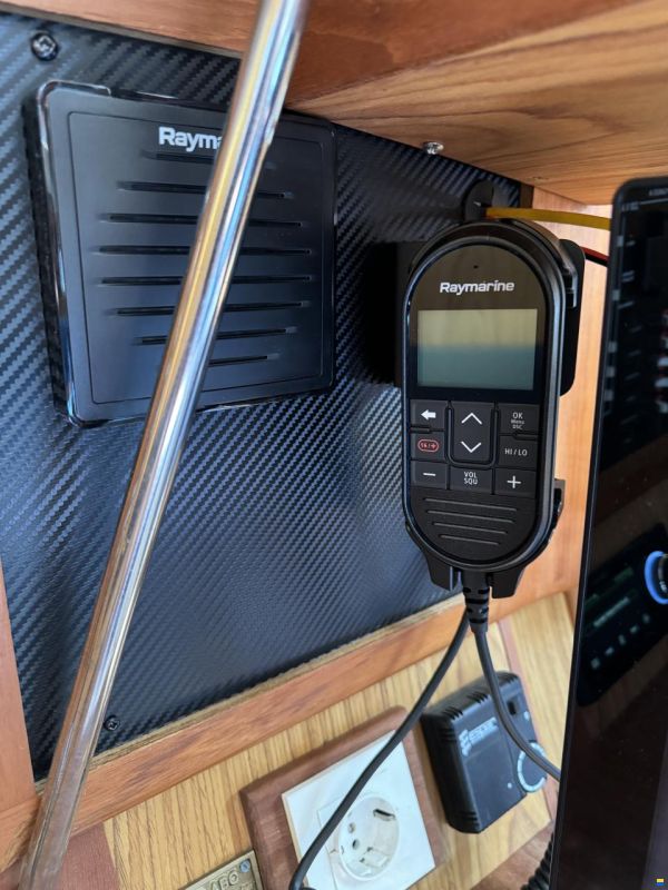 Hunter Marine Hunter 410