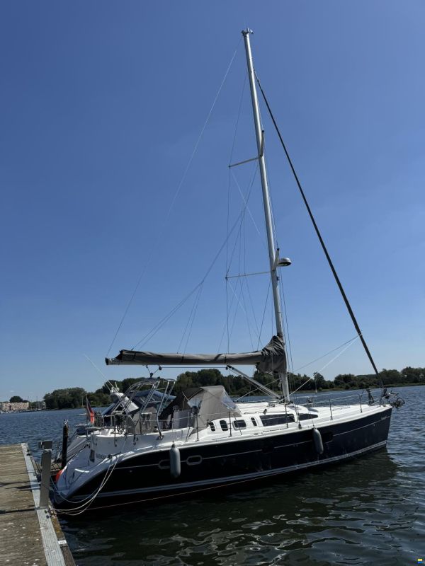 Hunter Marine Hunter 410